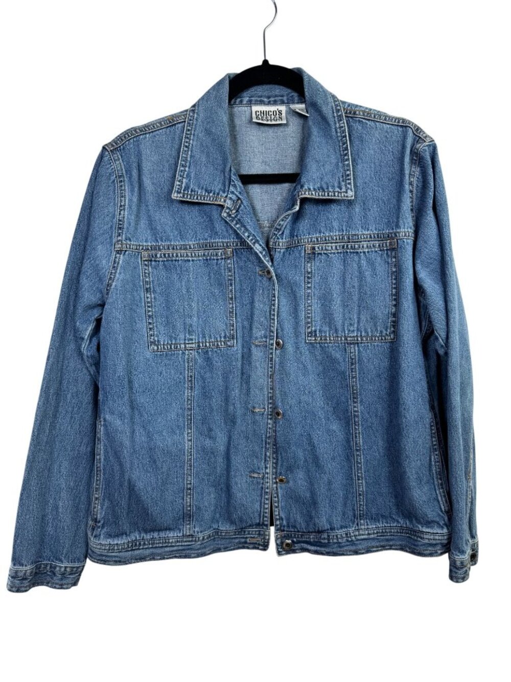 Chicos Blue Denim jean Jacket Sz Large Button Front Long Sleeves Pockets Classic